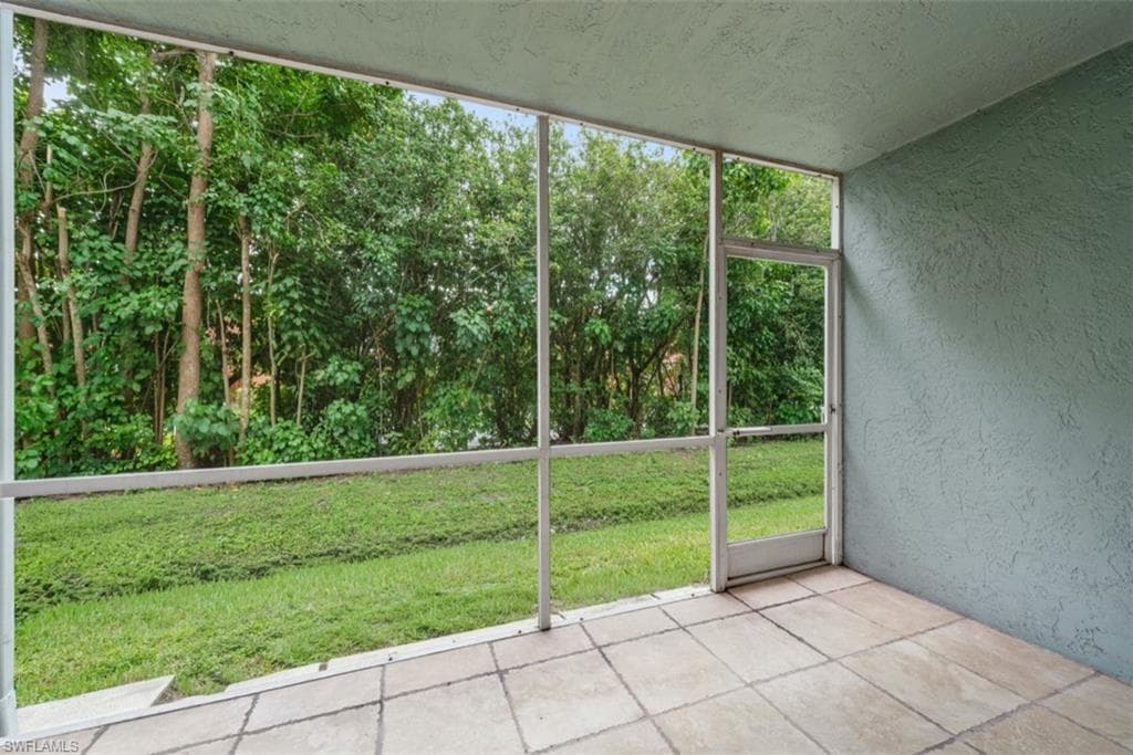 134 Cypress Way E 301, Naples, FL 34110-9