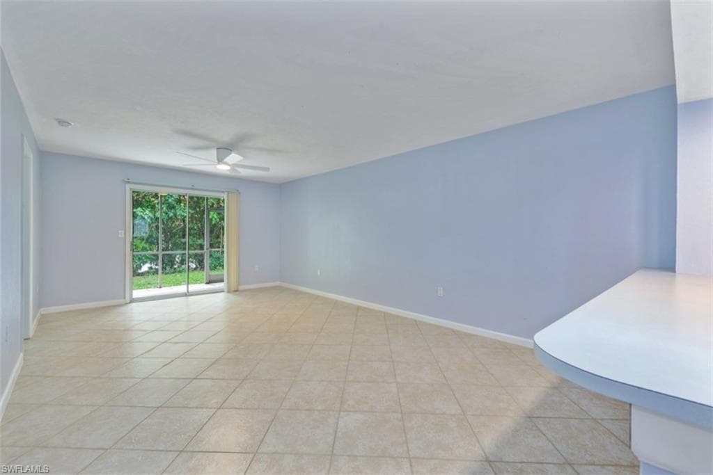 134 Cypress Way E 301, Naples, FL 34110-3