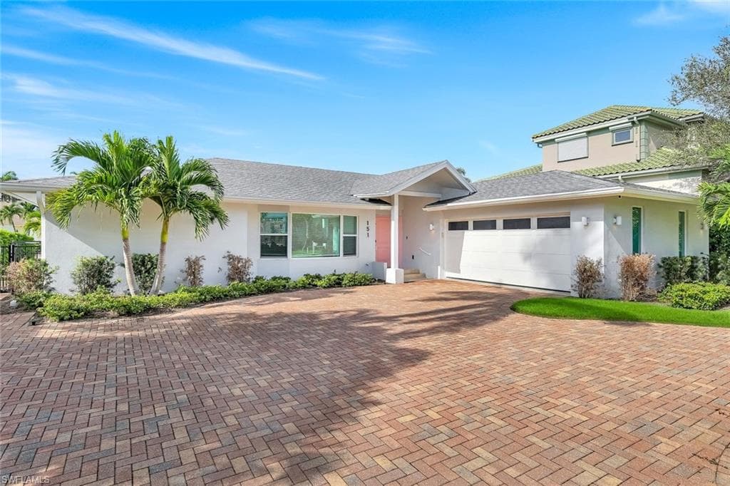 151 Bayview Ave, Naples, FL 34108-38