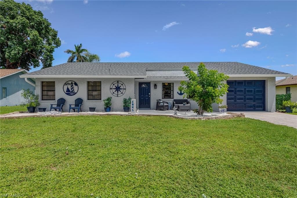 4841 Molokai Dr 13, Naples, FL 34112-1