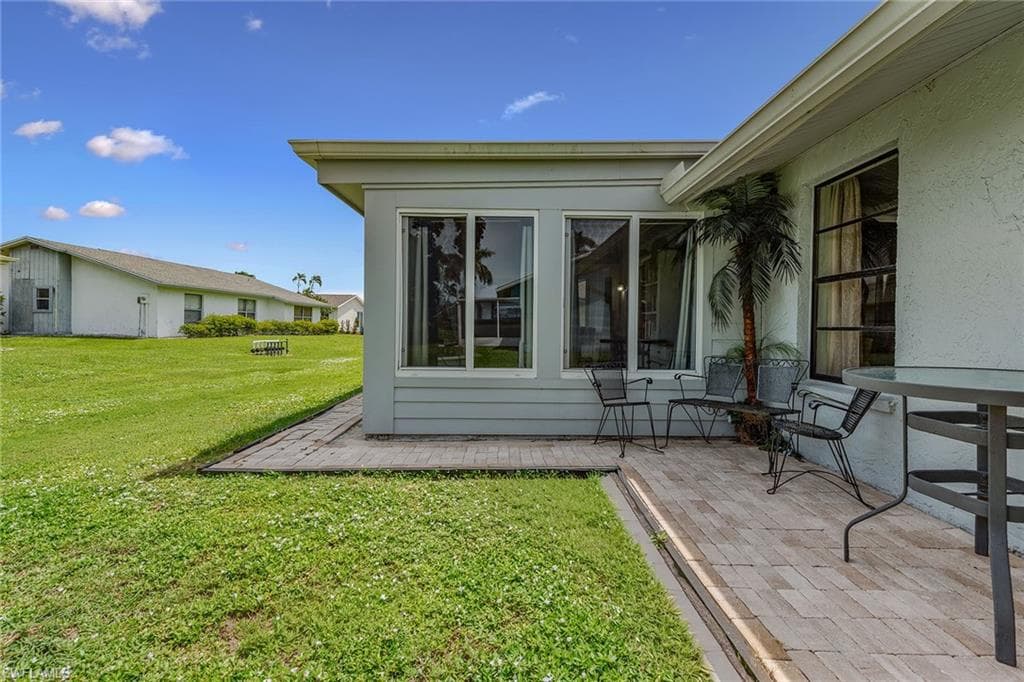 4841 Molokai Dr 13, Naples, FL 34112-32
