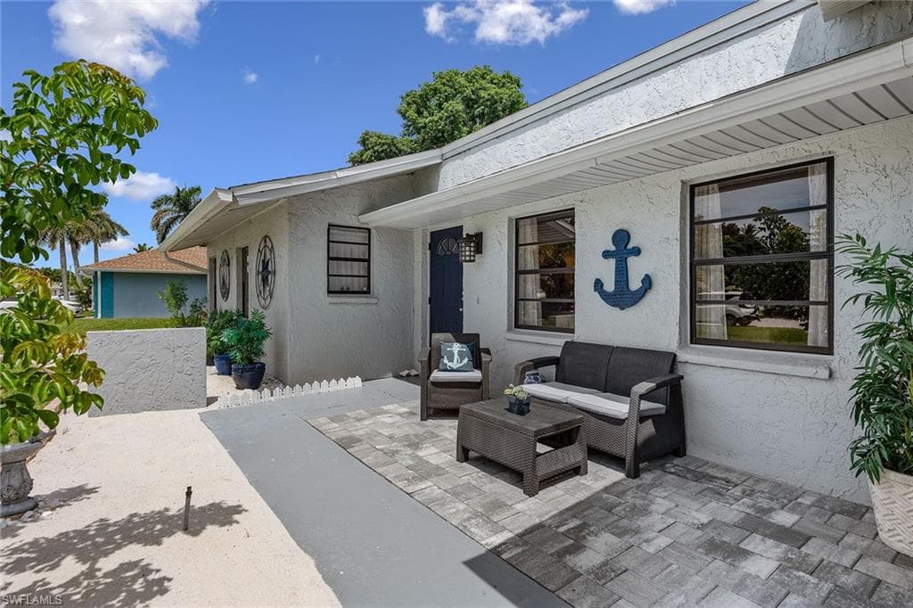 4841 Molokai Dr 13, Naples, FL 34112-3