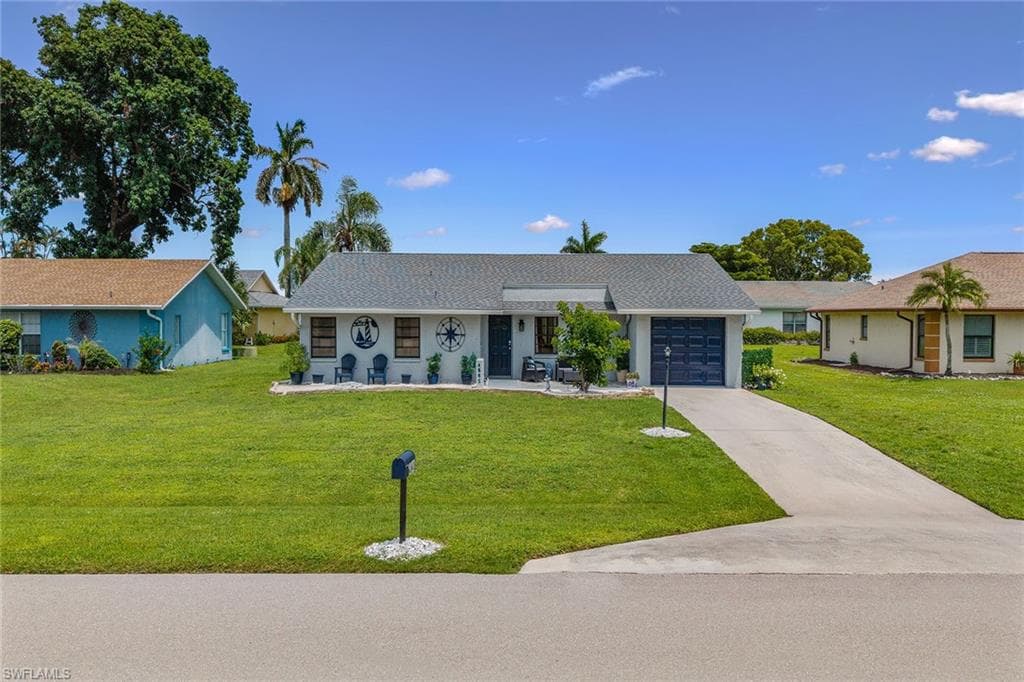 4841 Molokai Dr 13, Naples, FL 34112-40