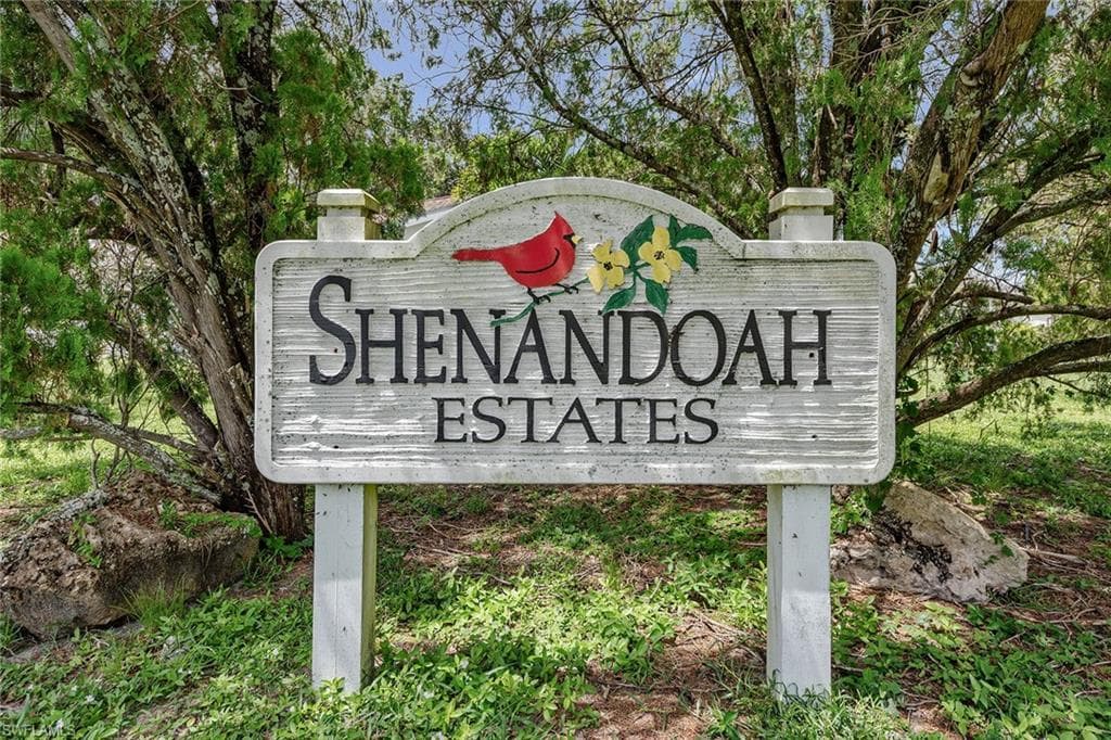 4841 Molokai Dr 13, Naples, FL 34112-42
