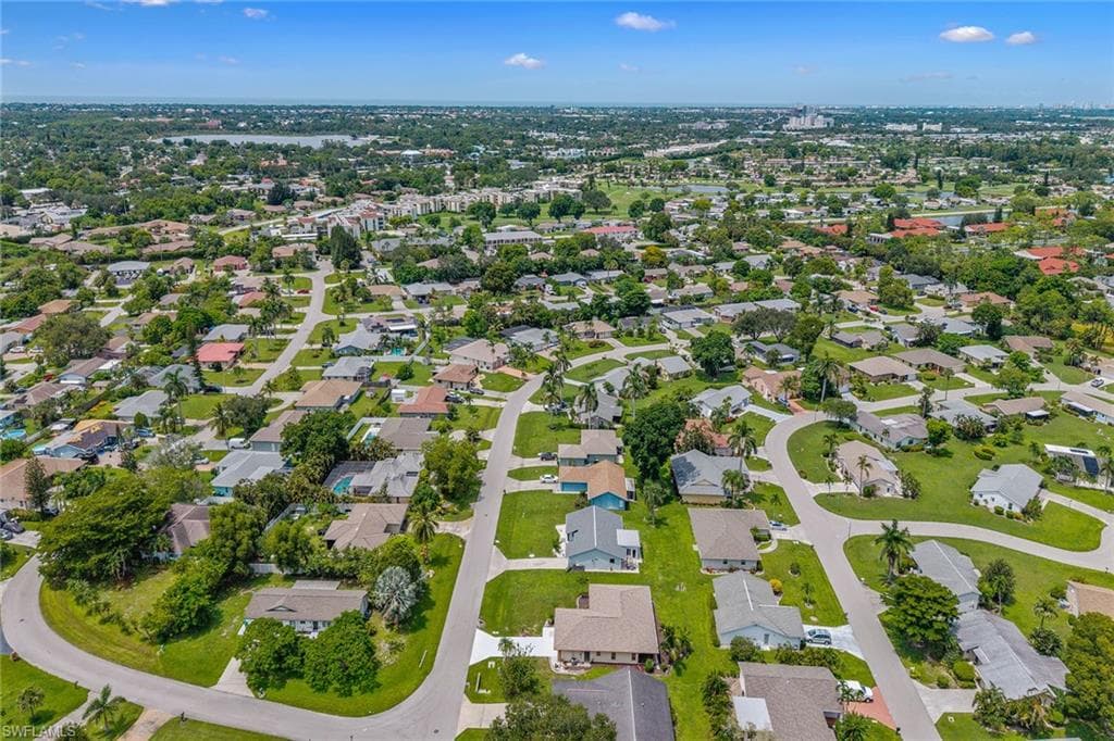 4841 Molokai Dr 13, Naples, FL 34112-44