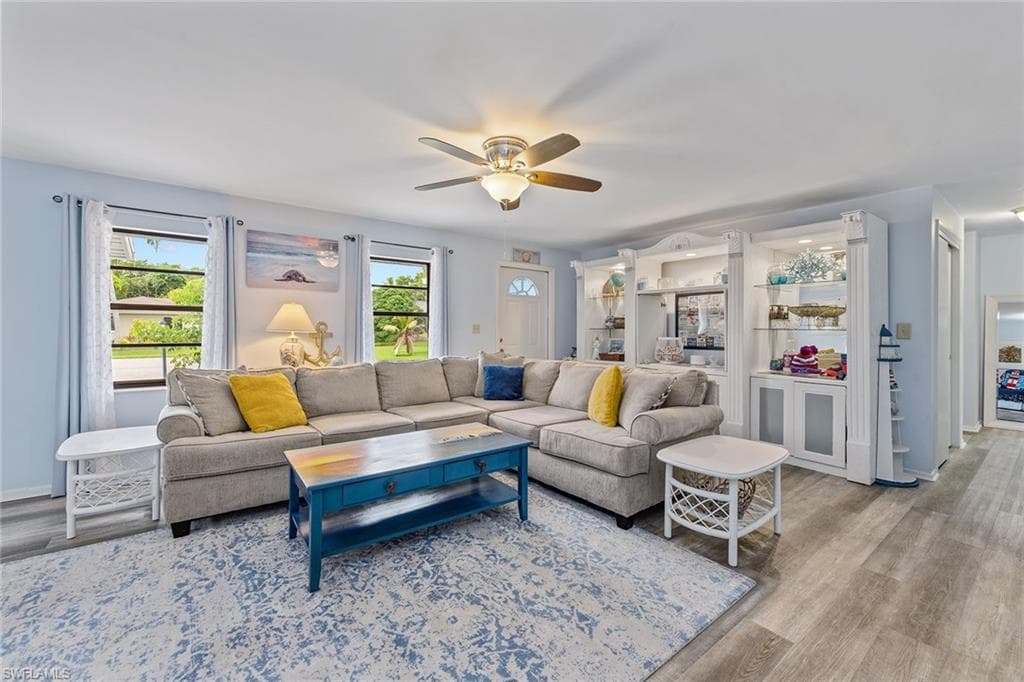 4841 Molokai Dr 13, Naples, FL 34112-5