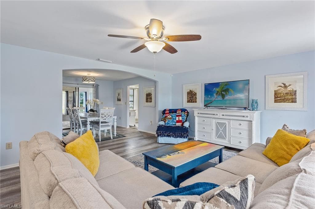 4841 Molokai Dr 13, Naples, FL 34112-7