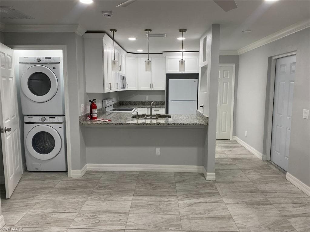 1948 Lillie St, Fort Myers, FL 33916-14