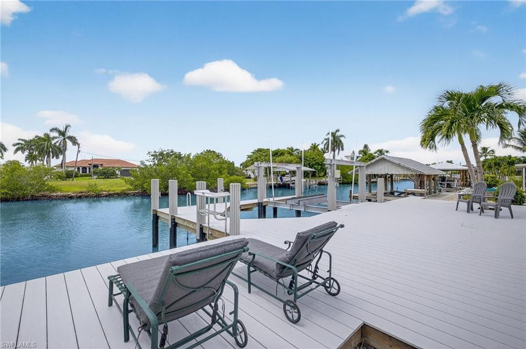 160 San Salvador St, Naples, FL 34113-23