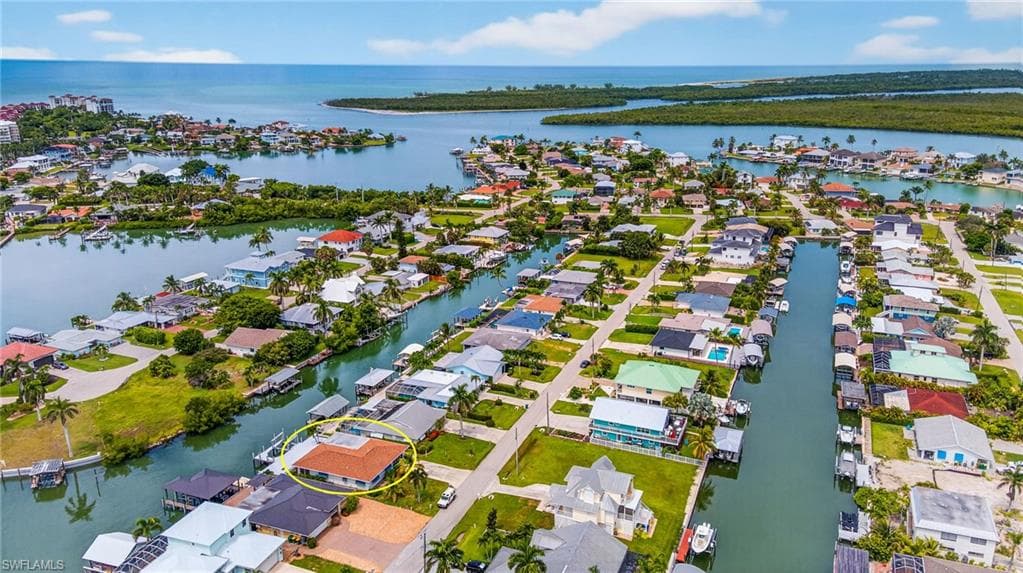 160 San Salvador St, Naples, FL 34113-30