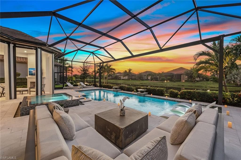 3421 Wellfleet Ln, Naples, FL 34114-1