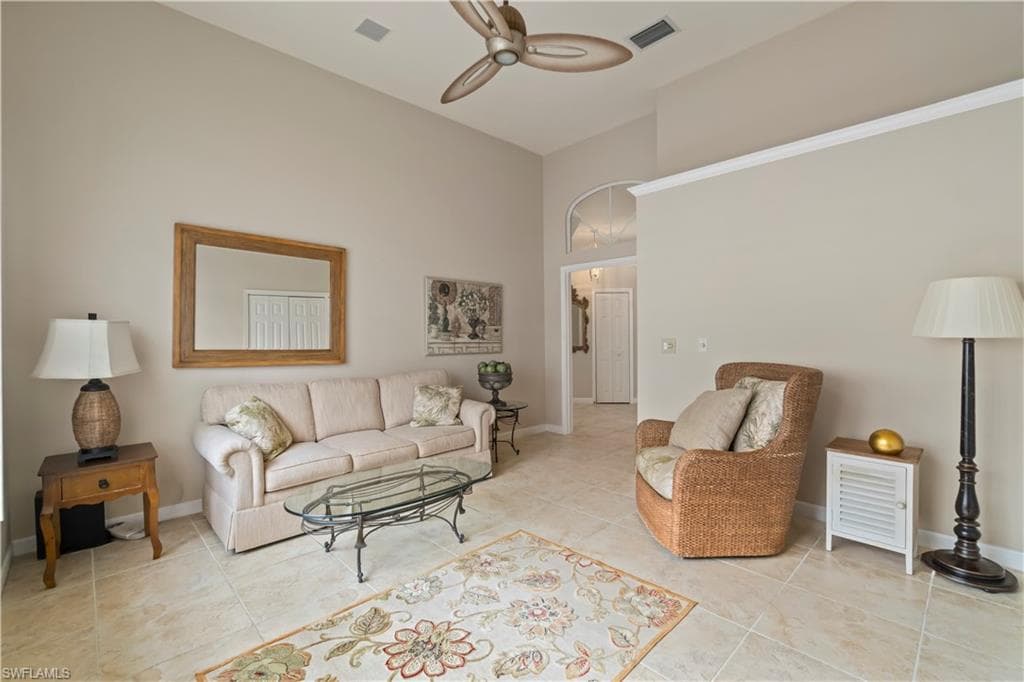 15279 Devon Green Ln, Naples, FL 34110-16