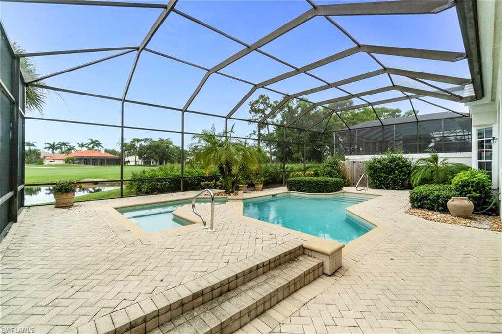 15279 Devon Green Ln, Naples, FL 34110-25