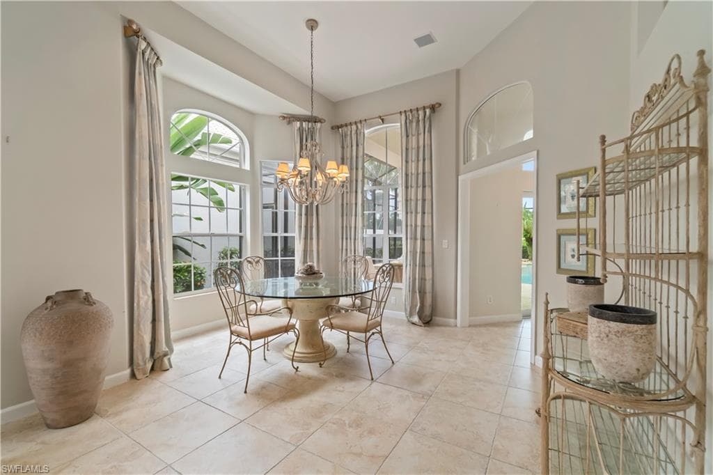 15279 Devon Green Ln, Naples, FL 34110-8