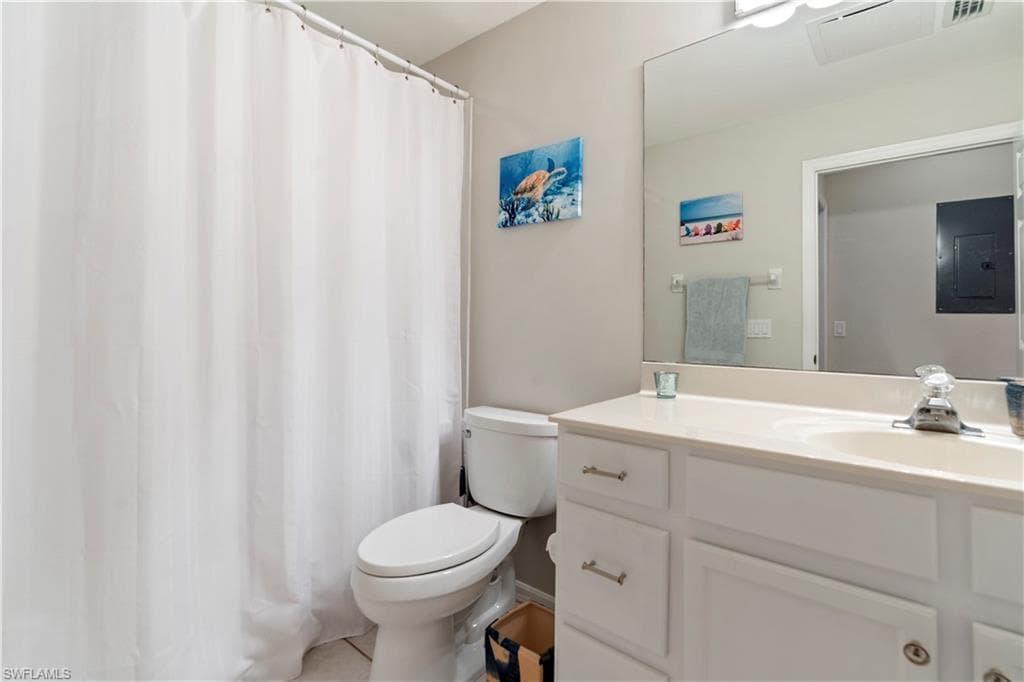 3321 Coconut Island Dr 101, Estero, FL 34134-18