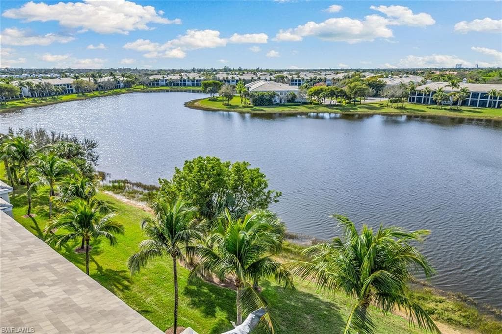 9275 Museo Cir 103, Naples, FL 34114-24