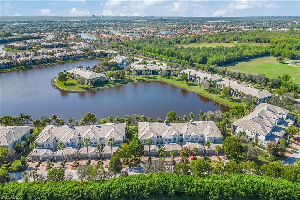 9275 Museo Cir 103, Naples, FL 34114-1