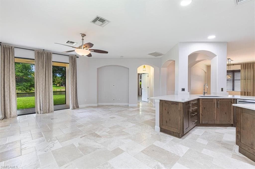 12093 Country Day Cir, Fort Myers, FL 33913-10