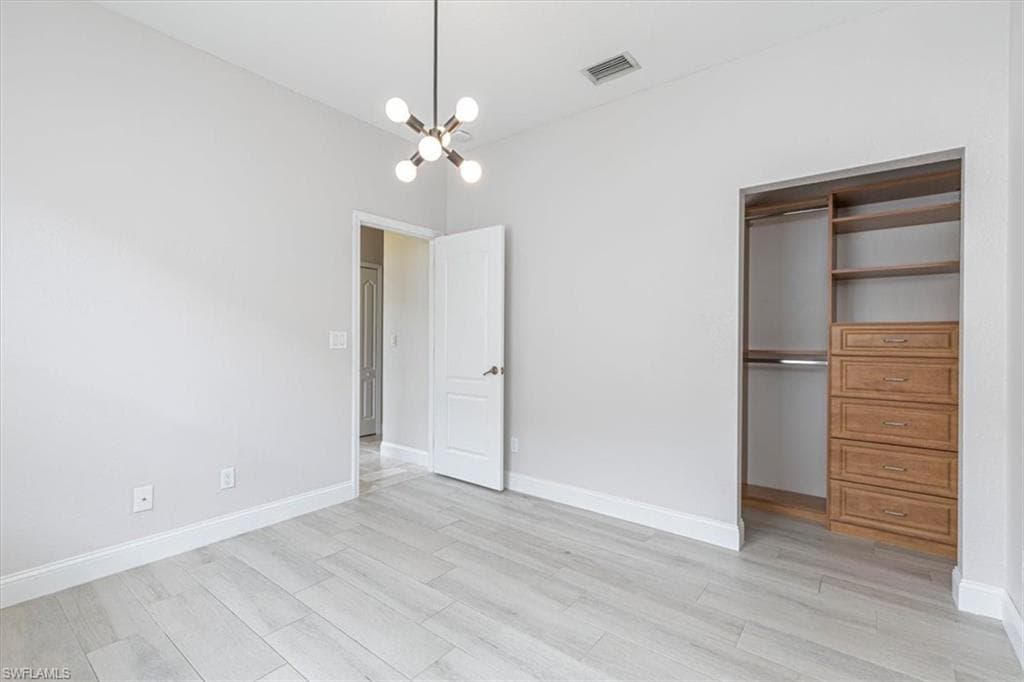 12093 Country Day Cir, Fort Myers, FL 33913-16