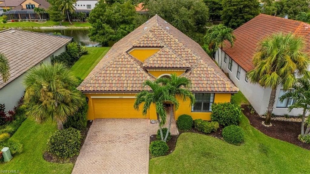 12093 Country Day Cir, Fort Myers, FL 33913-3