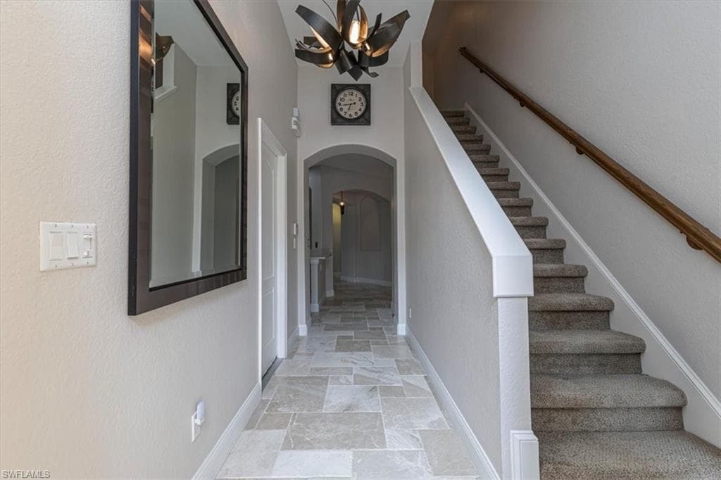 12093 Country Day Cir, Fort Myers, FL 33913-4
