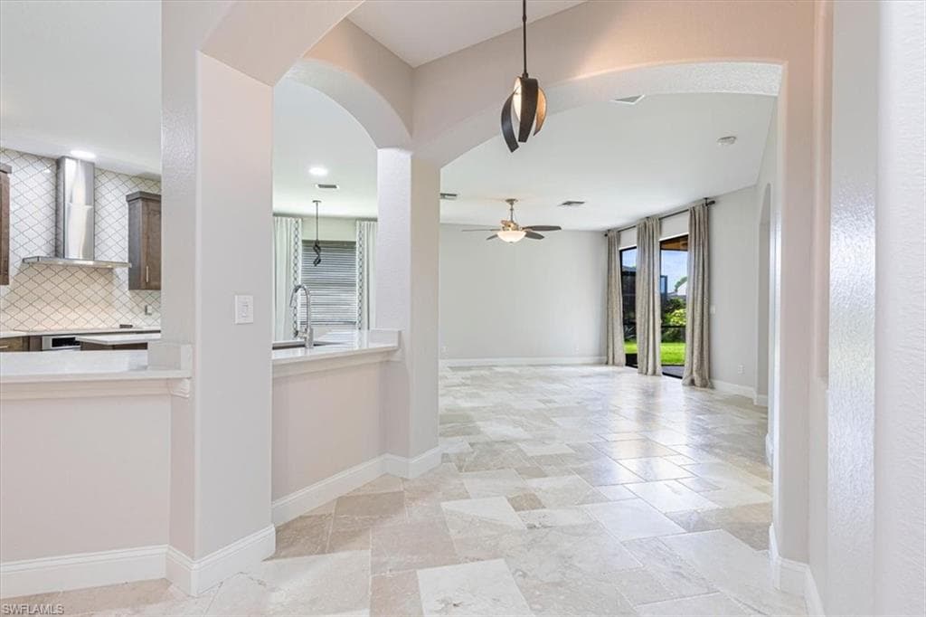 12093 Country Day Cir, Fort Myers, FL 33913-5