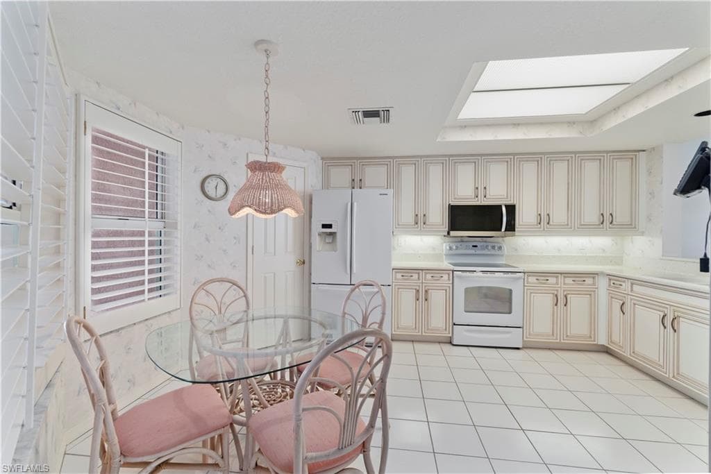 267 Barefoot Beach Blvd 204, Bonita Springs, FL 34134-12