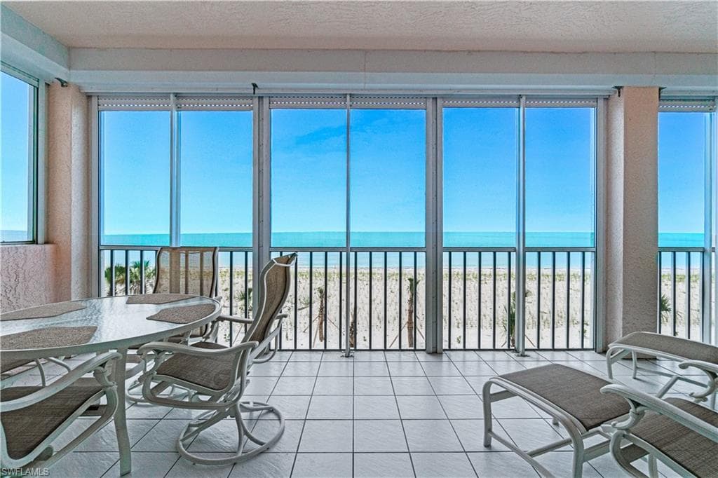 267 Barefoot Beach Blvd 204, Bonita Springs, FL 34134-17