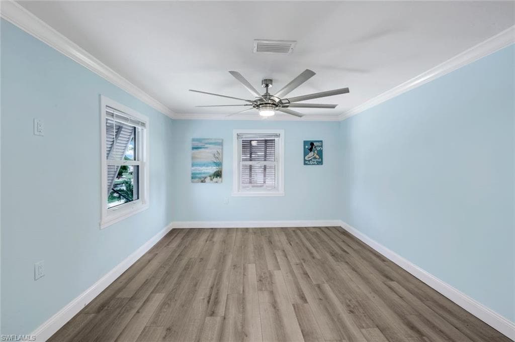 691 Palm Dr, Goodland, FL 34140-19