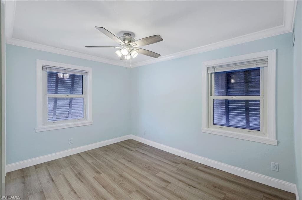 691 Palm Dr, Goodland, FL 34140-23