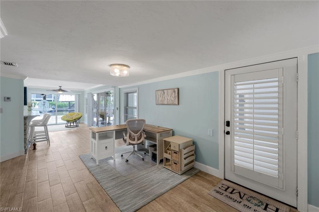 691 Palm Dr, Goodland, FL 34140-35