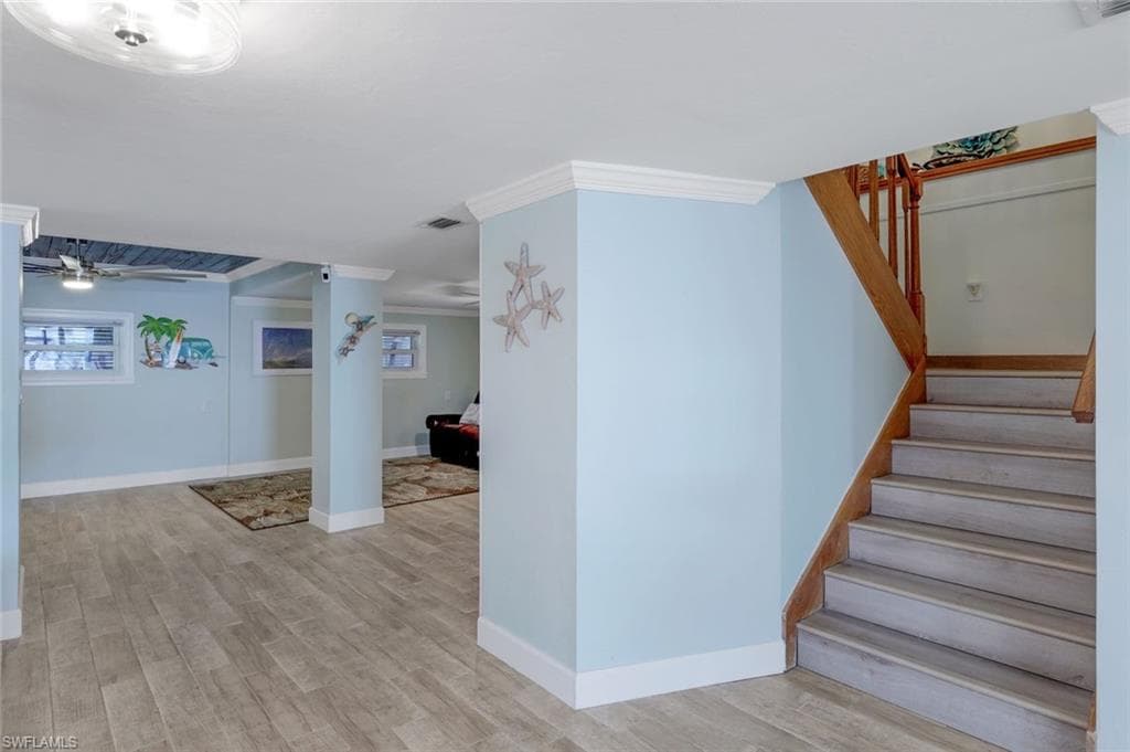 691 Palm Dr, Goodland, FL 34140-37