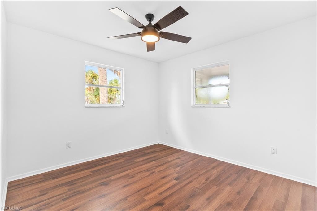 126 Andre Mar Dr, Fort Myers Beach, FL 33931-25