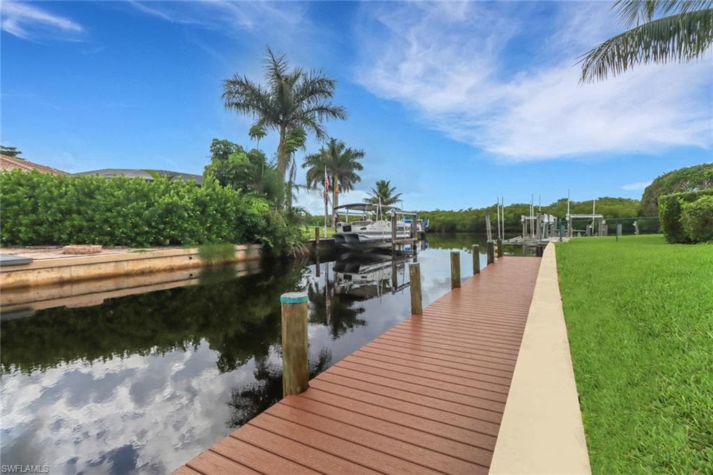 2105 Sheepshead Dr, Naples, FL 34102-29