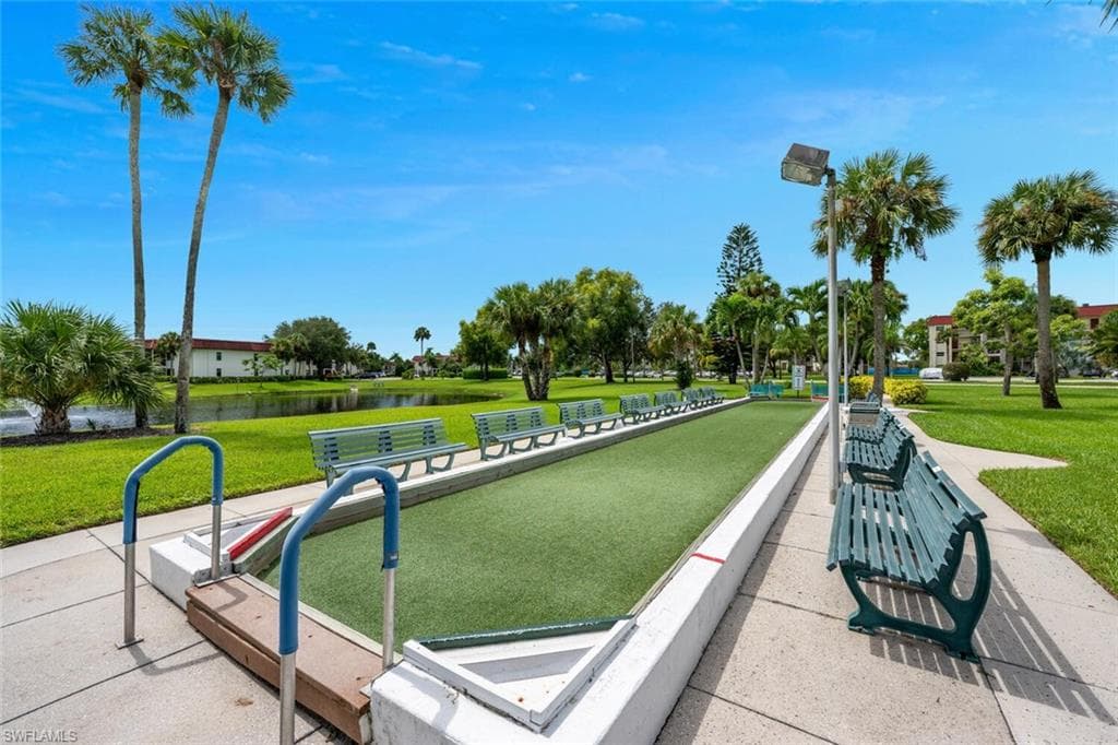 4238 27th Ct SW 101, Naples, FL 34116-14