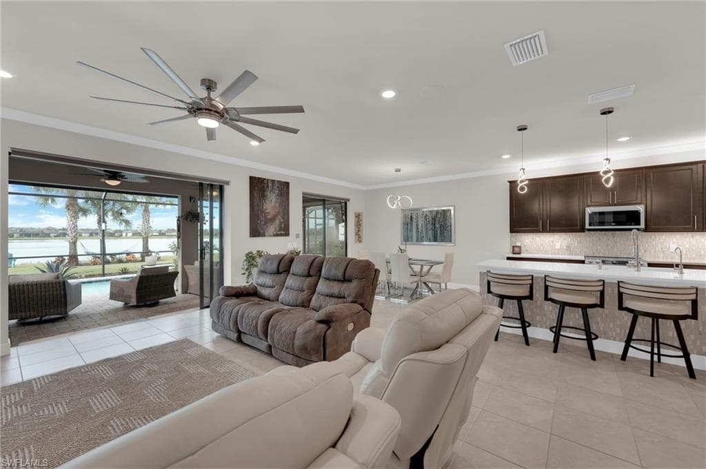 19607 Beechcrest Pl, Estero, FL 33928-14