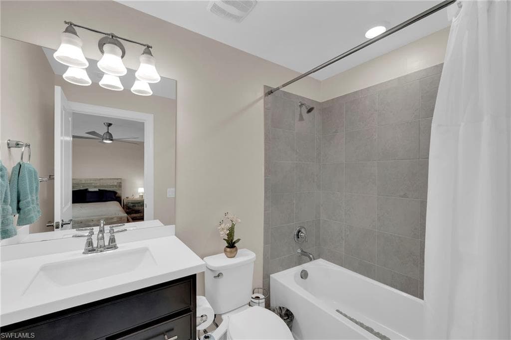 19607 Beechcrest Pl, Estero, FL 33928-28