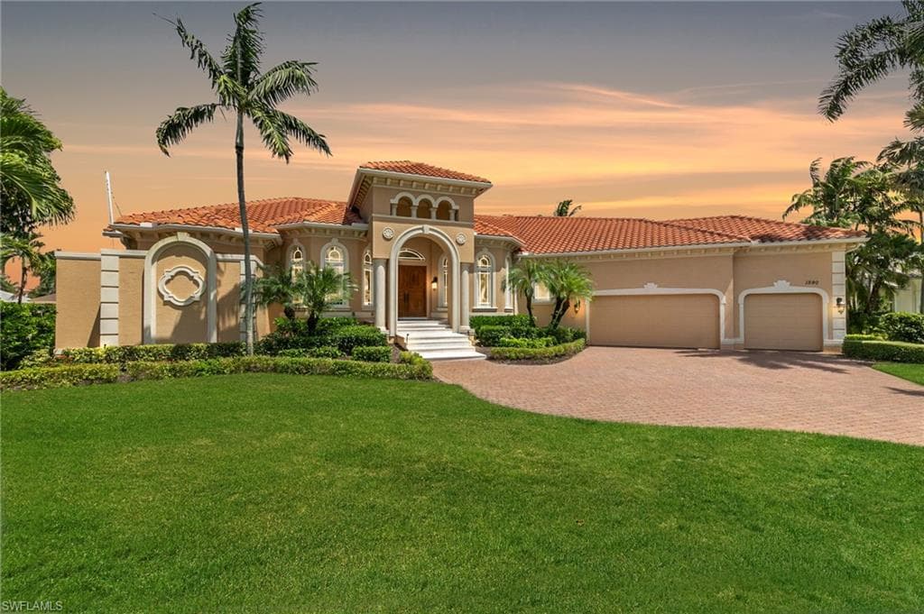 1590 Caxambas Ct, Marco Island, FL 34145-45