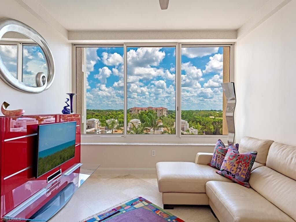 7117 Pelican Bay Blvd 507, Naples, FL 34108-12