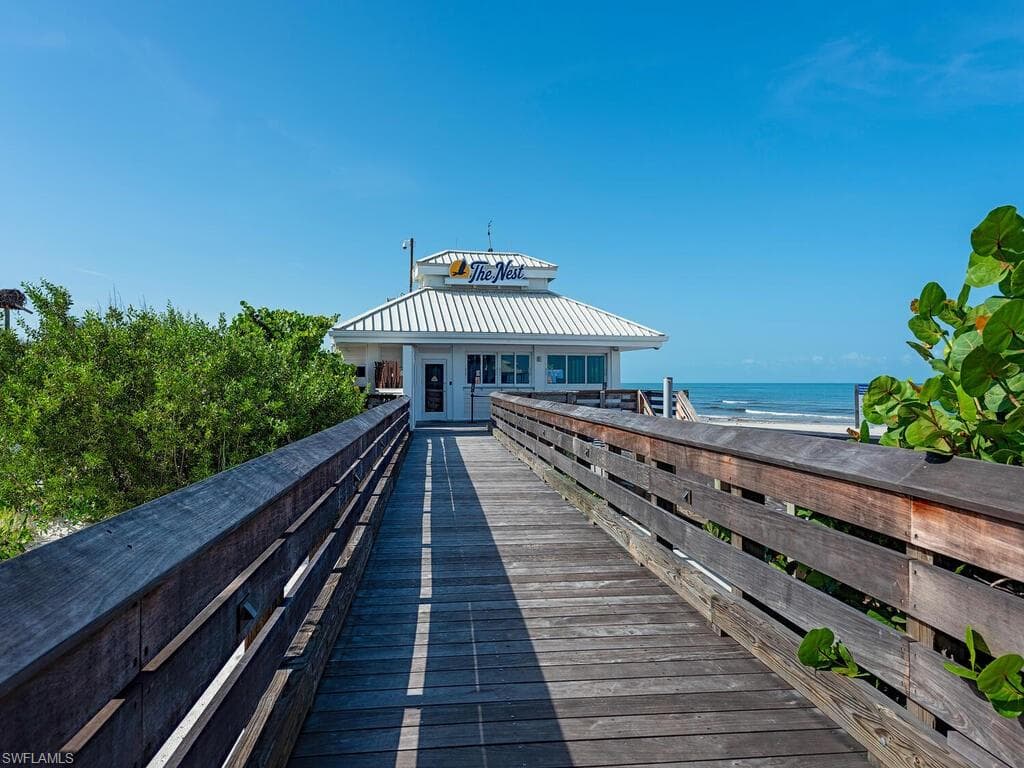 7117 Pelican Bay Blvd 507, Naples, FL 34108-25