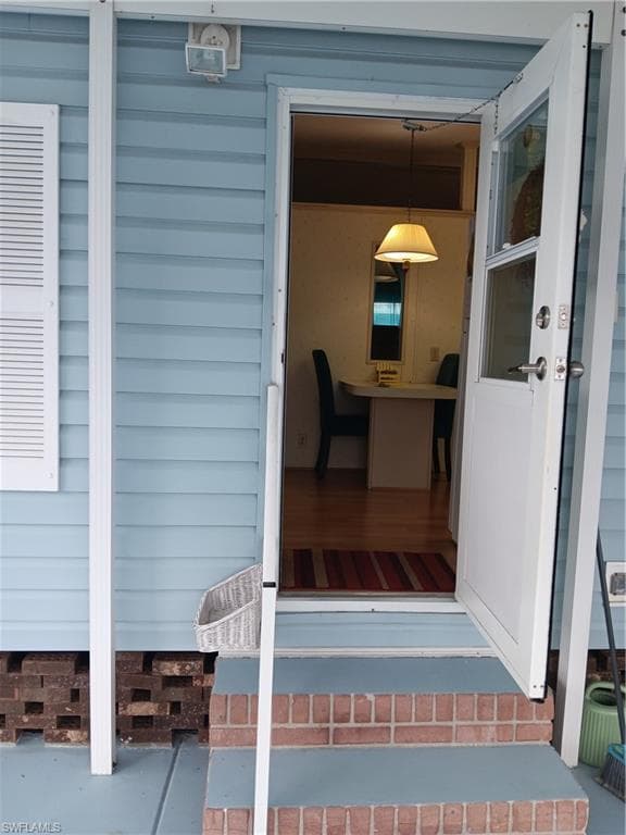 10330 Wales Loop, Bonita Springs, FL 34135-6651-6