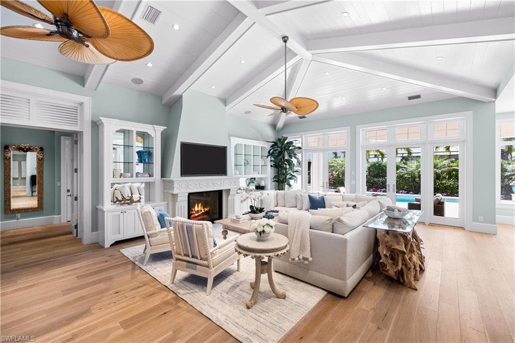 532 Pine Grove Ln, Naples, FL 34103-9