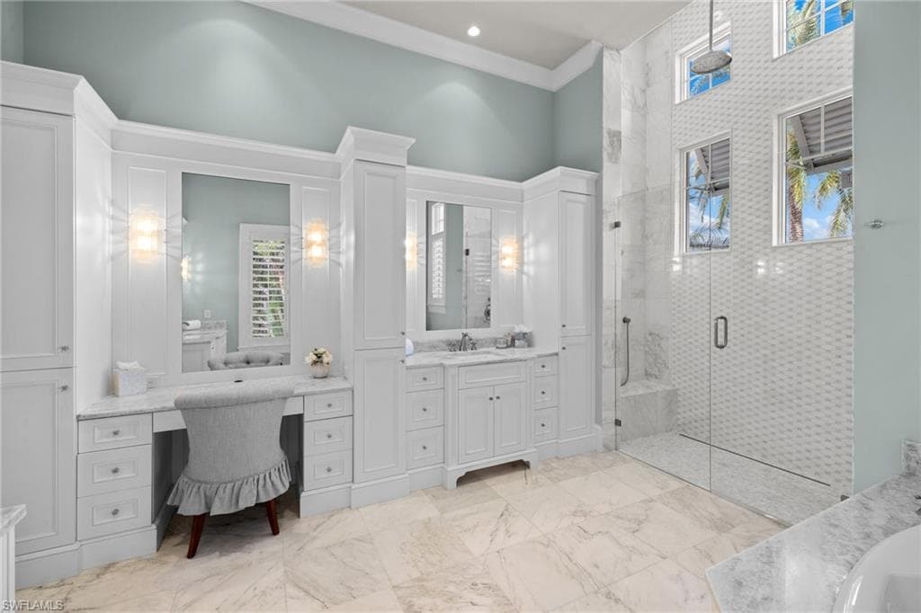 532 Pine Grove Ln, Naples, FL 34103-21