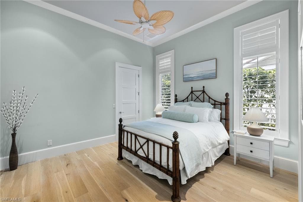 532 Pine Grove Ln, Naples, FL 34103-30