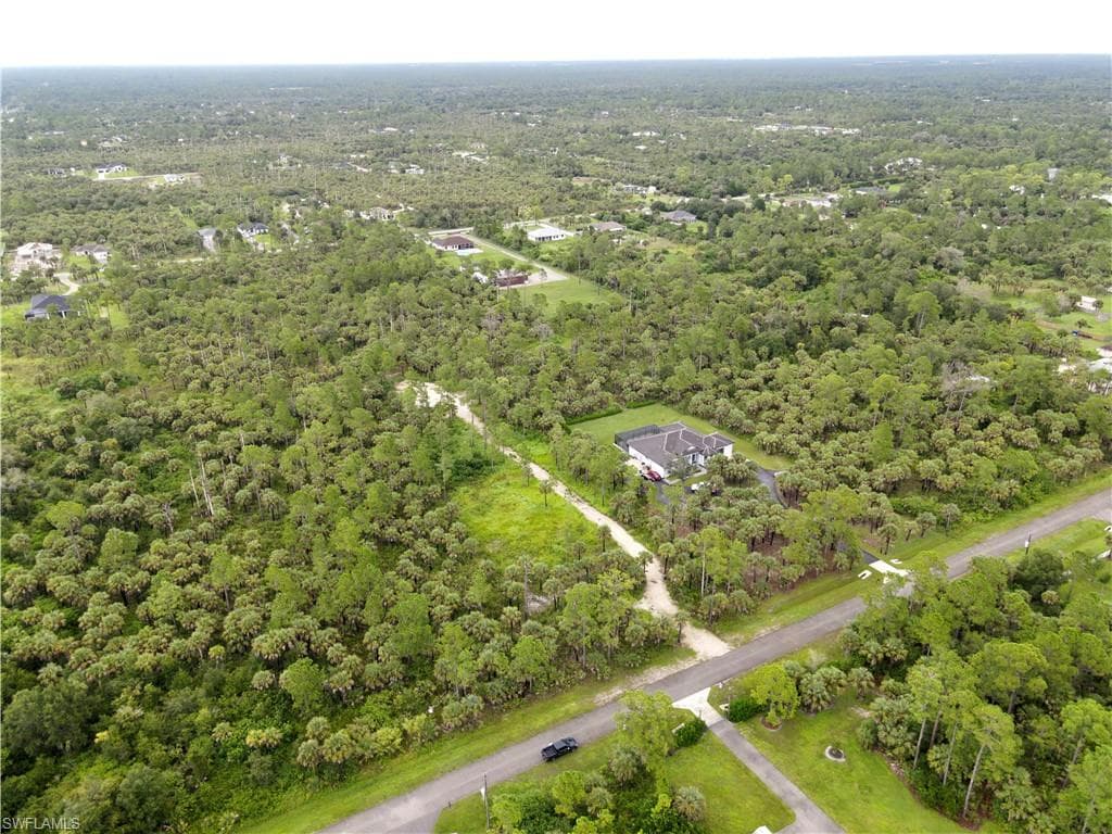 2643 26th Ave SE, Naples, FL 34117-4