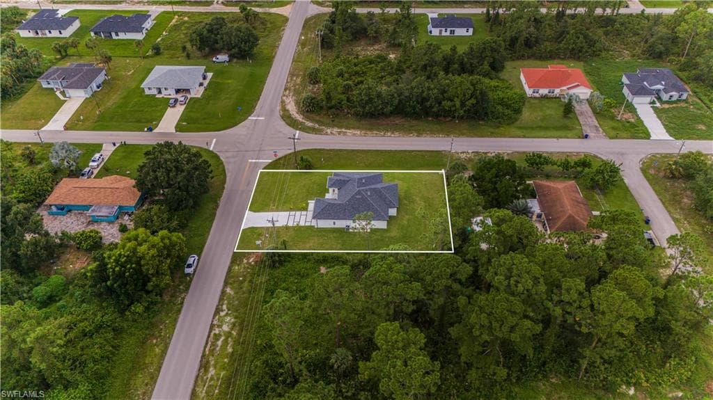 178 Mcarthur Blvd, Lehigh Acres, FL 33974-7