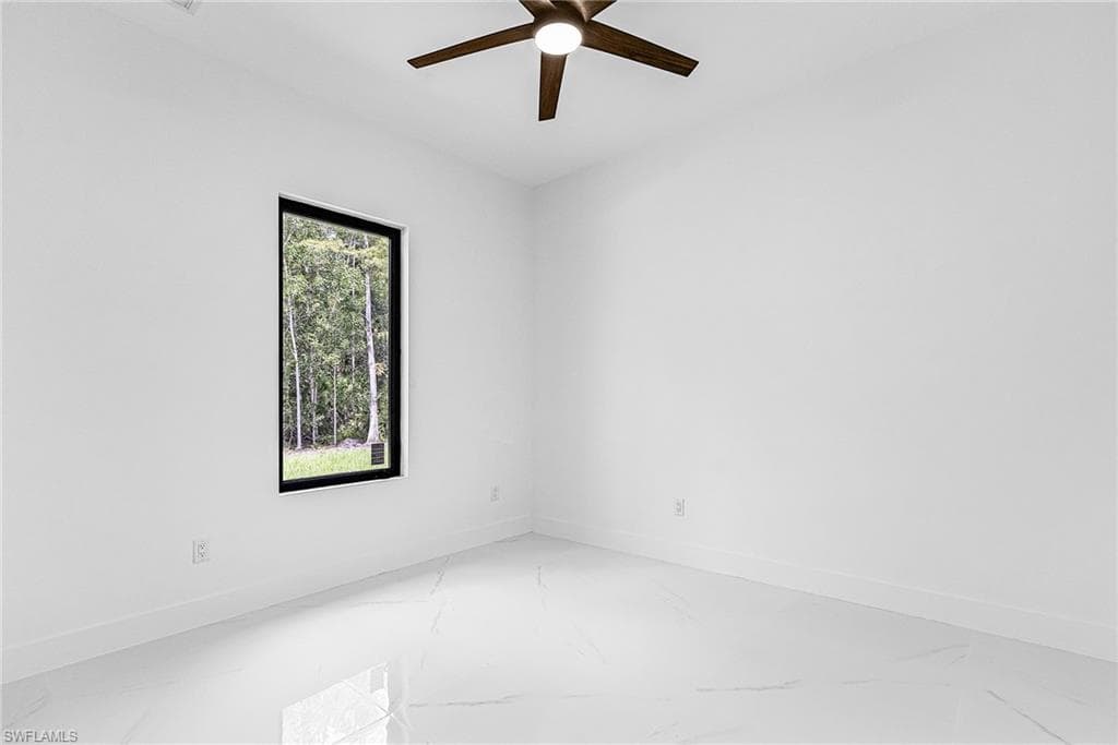 4007 2nd Ave SE, Naples, FL 34117-20