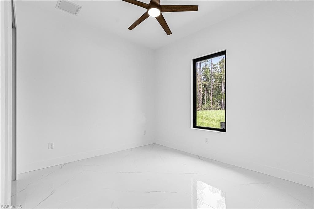 4007 2nd Ave SE, Naples, FL 34117-22