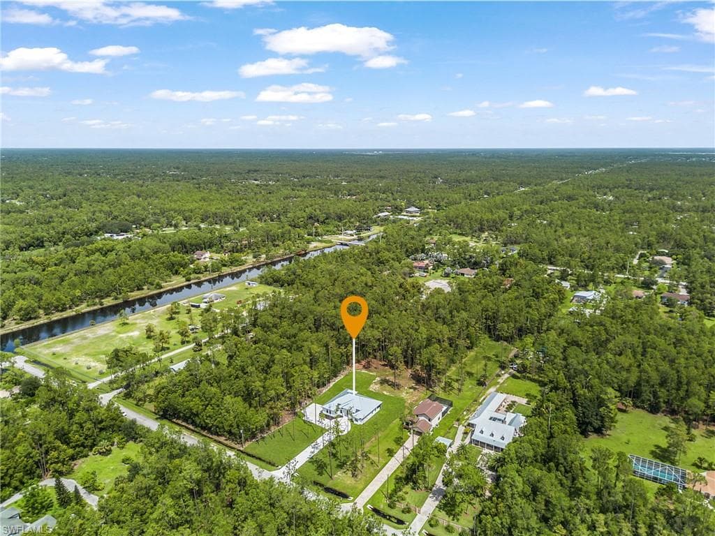 4007 2nd Ave SE, Naples, FL 34117-29