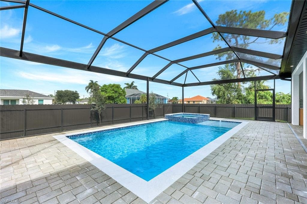 2122 25th Pl, Cape Coral, FL 33993-30